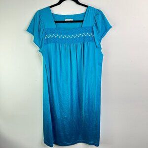 Vanity Fair blue nightgown size‎ large